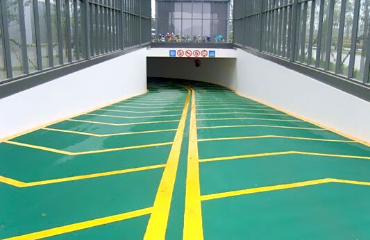 車庫止滑坡道